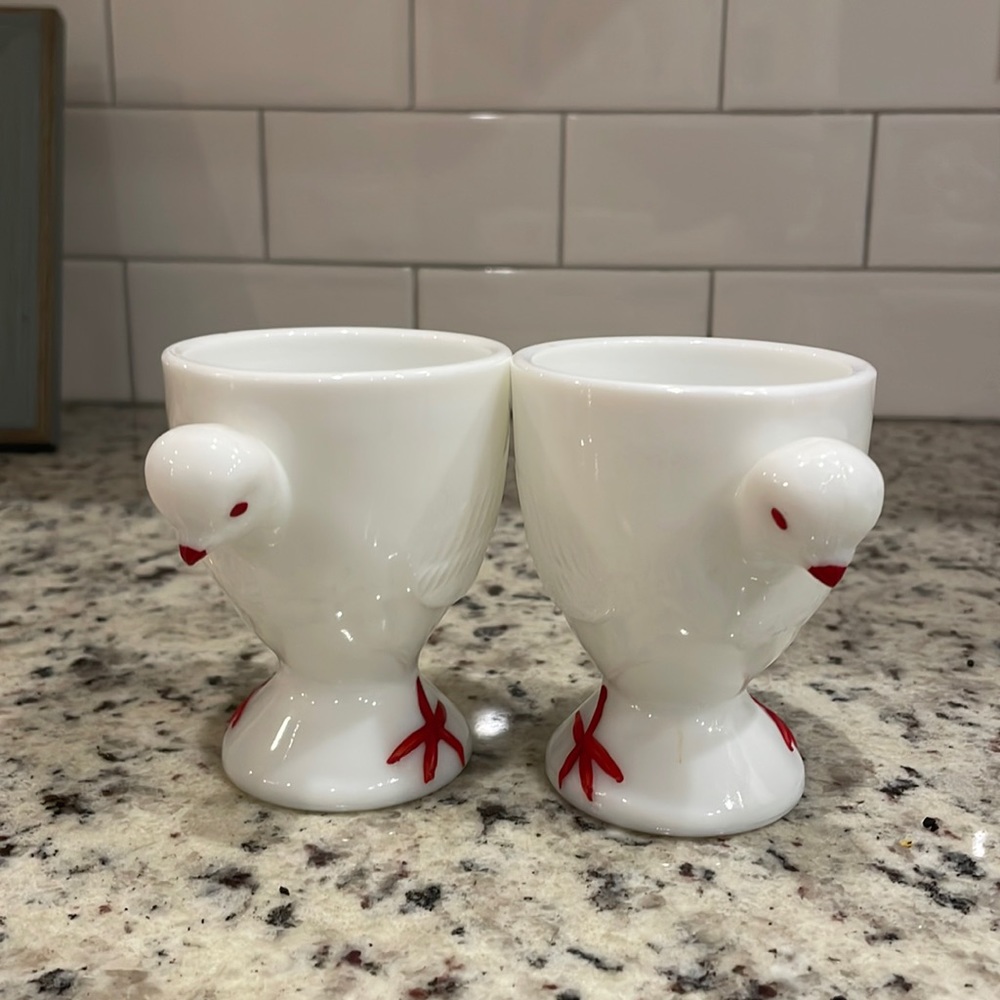 Pair of vintage chick dessert dishes